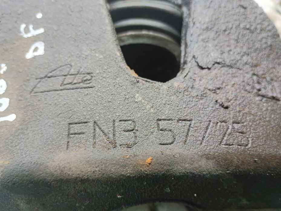 Etrier dreapta fata FN35725 Opel Astra H (2004 - 2007) 1.7 cdti Z17DTL 1.7 cdti Z17DTL Z17DTL