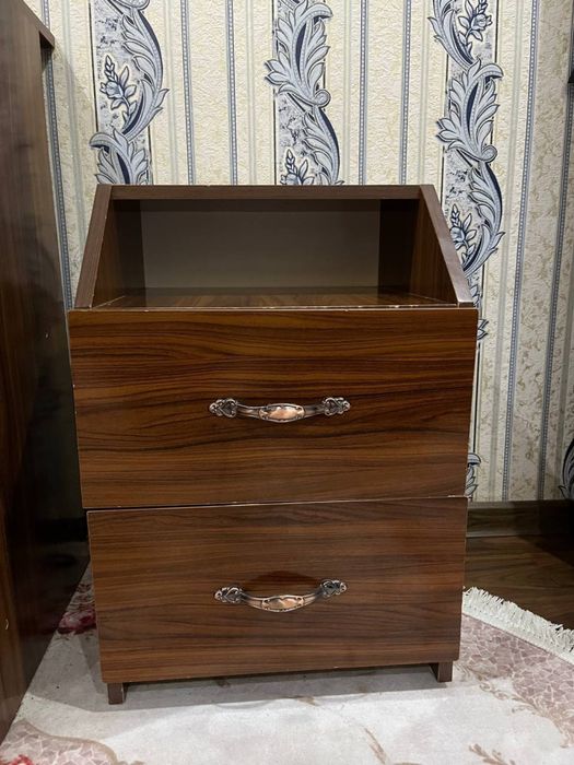 Mebellar sotiladi holati yaxshi mdf krashinniy