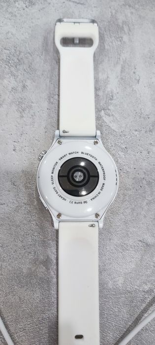 Продам смарт часы Hw3 mini