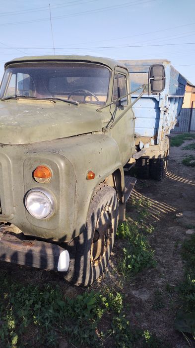 Автомобиль газ 53