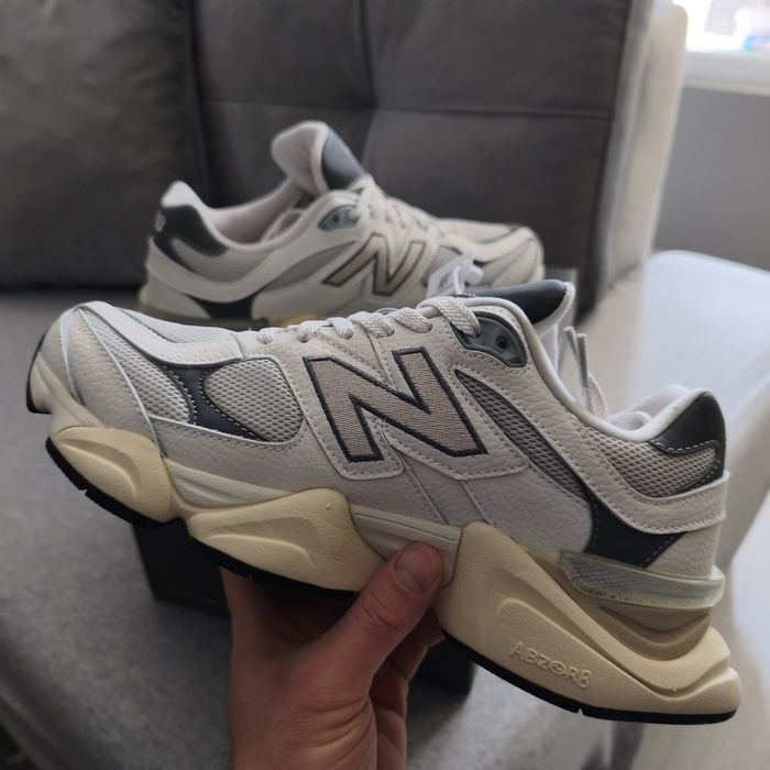 New Balance 9060 “Grey Days” 42-44