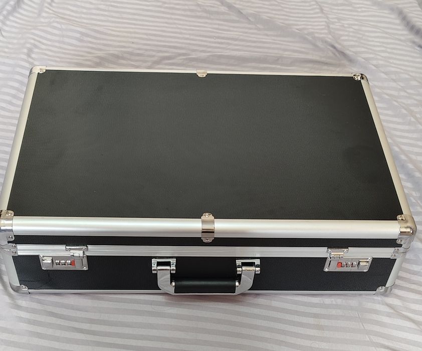 Цифровой микшерный пульт