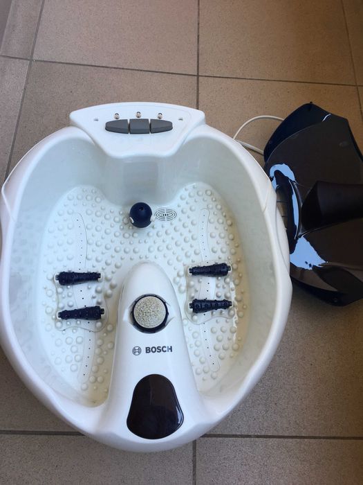 Вана за крака Bosch PMF 1232/01- 80W- Хидро и Инфрачервен