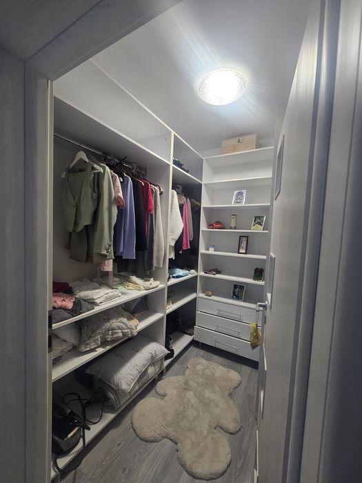 Vand apartament 2 camere mobilat militari residence