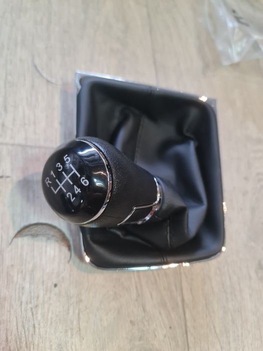 Скоростен лост топка за Фолксваген Голф Пасат Туаран Кади Тигуан Шаран