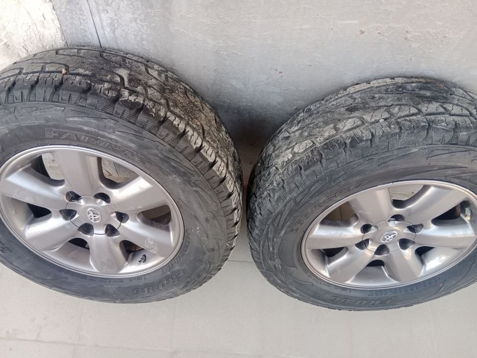 Продам шины с дисками 265/65/R17