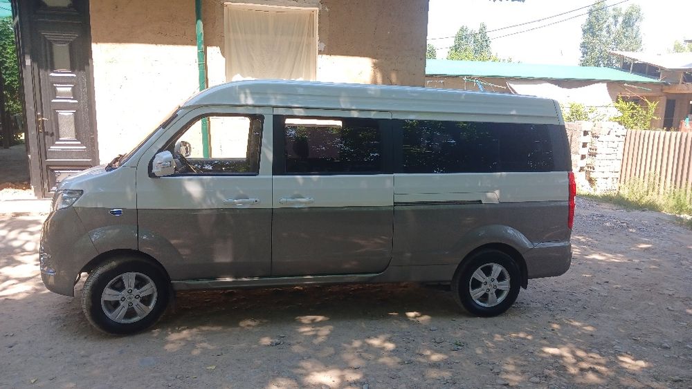 Shineray x30L mikroaftobus