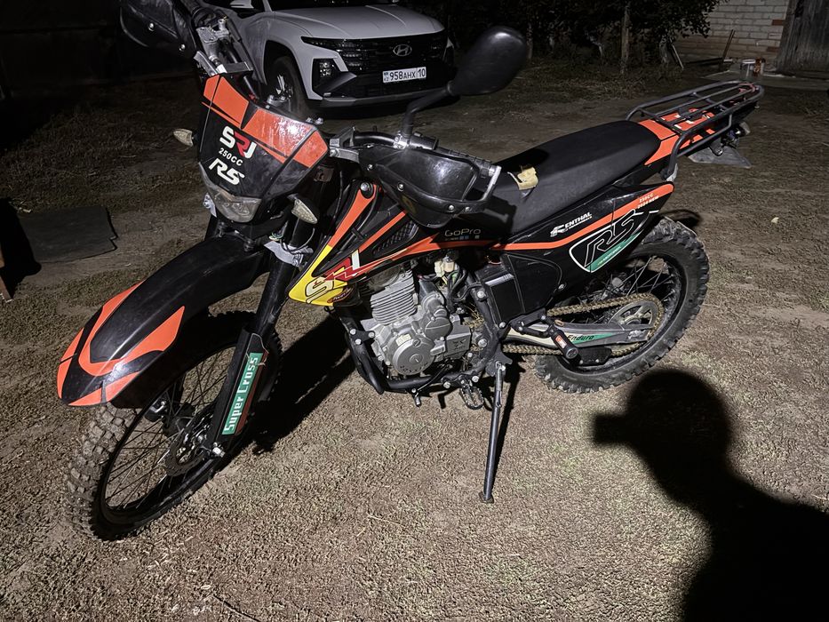 Продам эндуро 250 куб. см