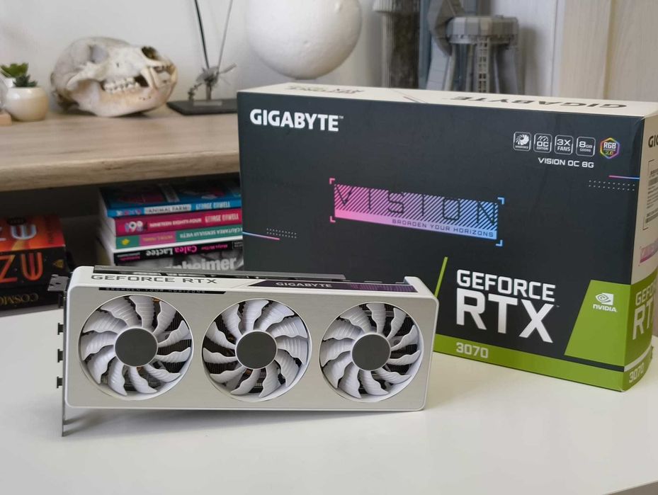 Placa video Gigabyte GeForce RTX 3070 VISION OC 8GB - Stare excelenta