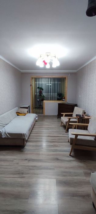 Продам квартиру метро Хамза Е квартал 2/2/5, кирпич