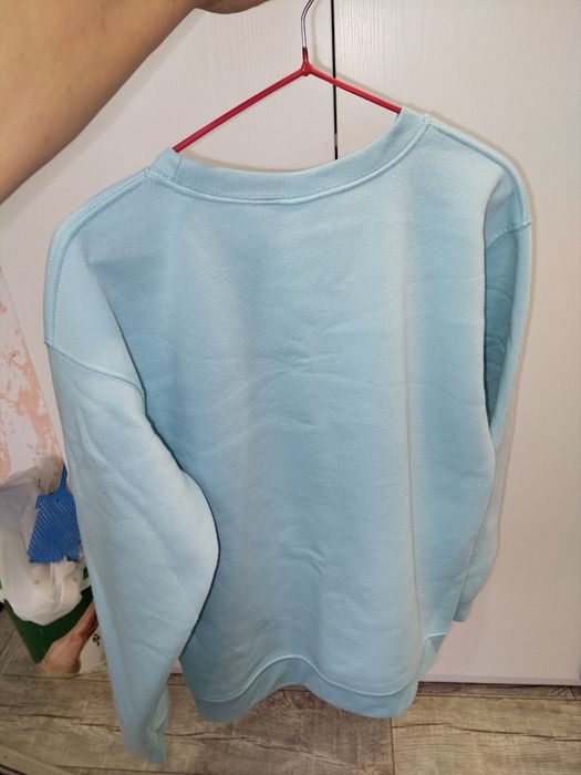 Продам кофту 1500