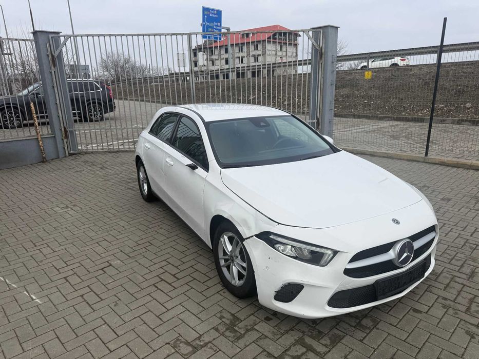 Mercedes A-Class 180d Automat – 2019 – LED, ușor avariat TVA inclus