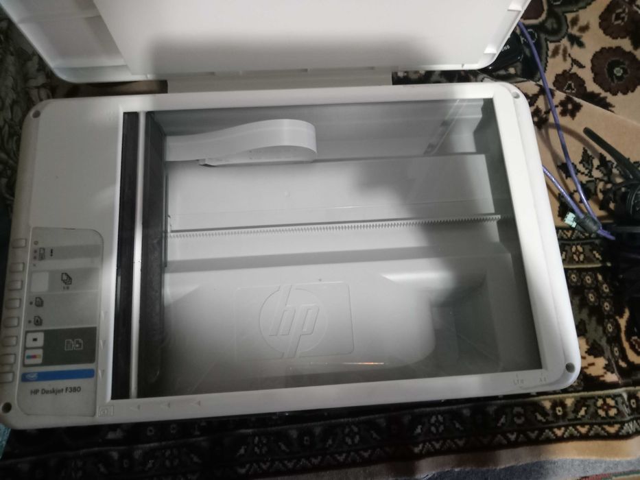 Принтер фирмы hp продам