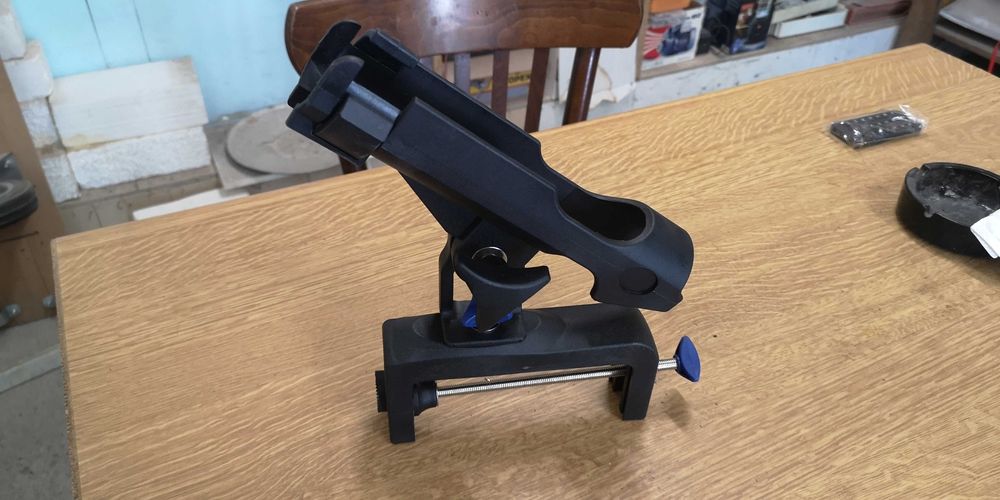 Стойки за въдици за лодки