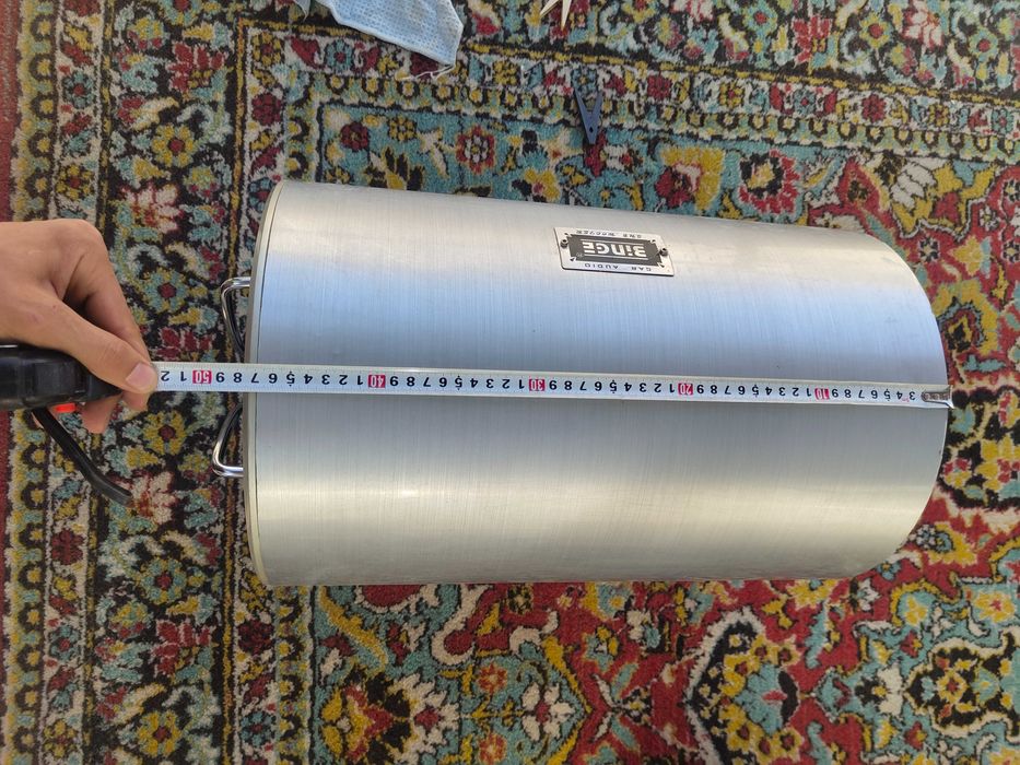 Сабвуфер встроенным усилителем