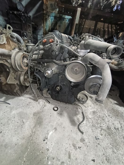 Двигатель на Мерседес М103/2.6