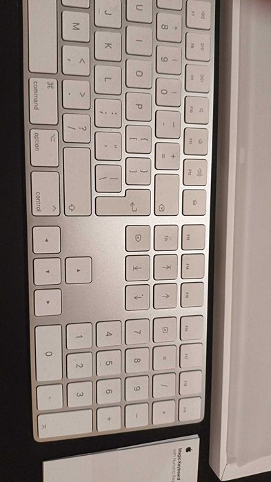 Apple Magic Keyboard with Numeric Keypad A1843 Wireless Bluetooth - Silver (UK Layout)