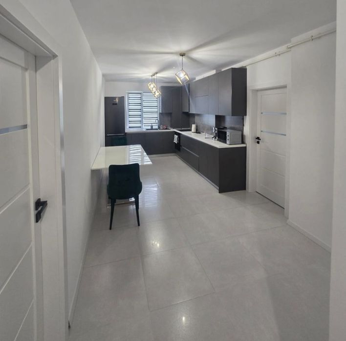 Apartament Et.1, zona BMW,Mall Vivo