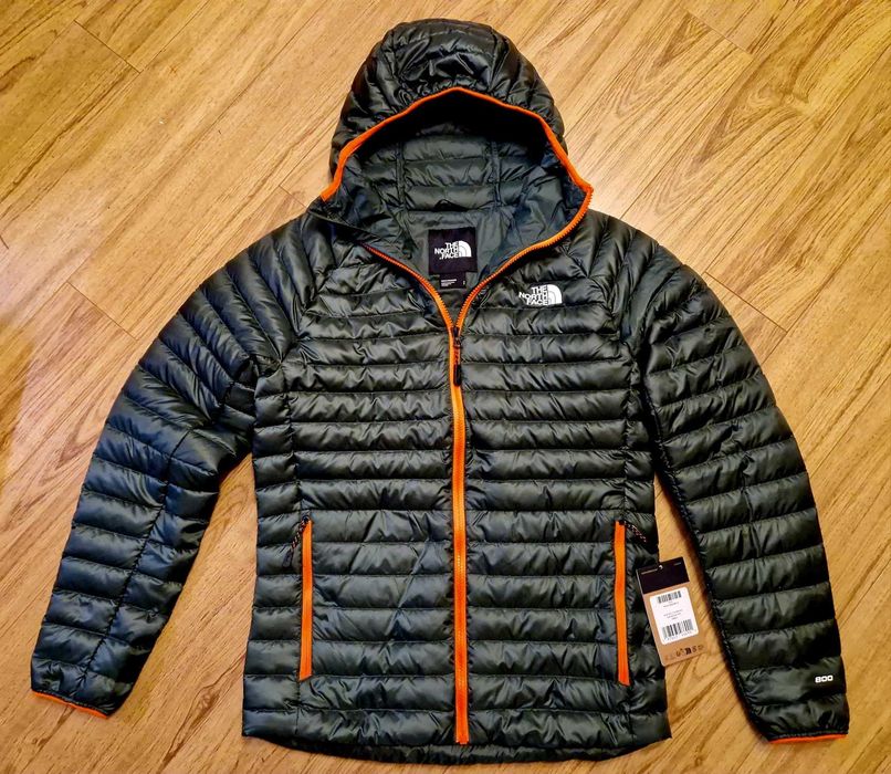 Geaca puf The North Face, masura S si XXL, 800 cuin down, iarna, frig