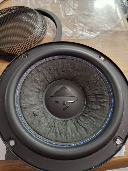 Бас Говорител - I M P Л С Т