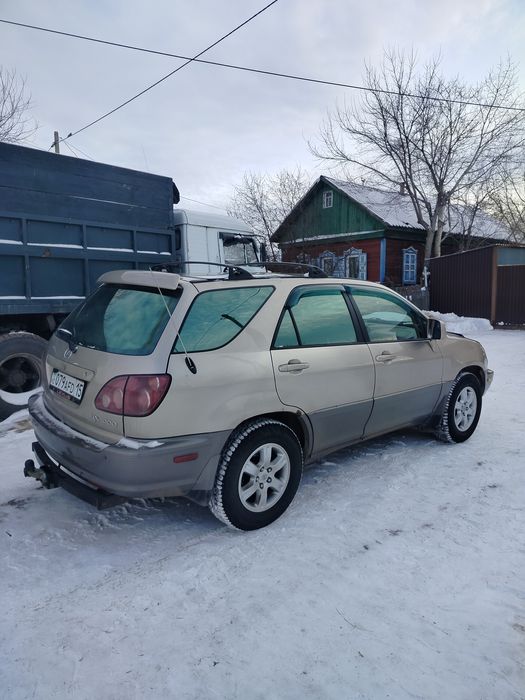 Продам Лексус ох 300 г 1999