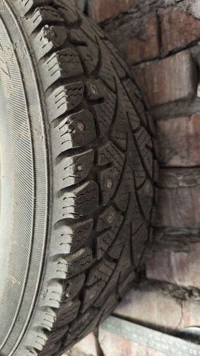 Шины зимние 175/70 R13