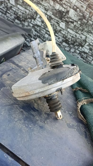 Вакуум 124 Мерседес