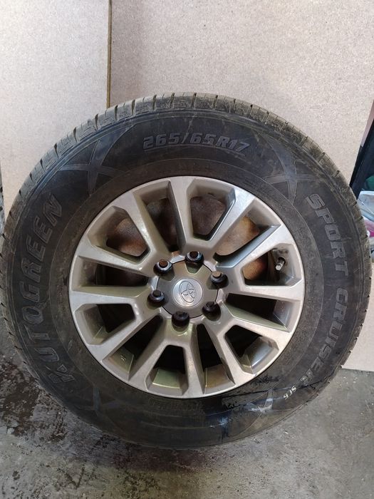 Продам колеса в сборе на Прадо..