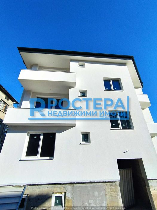 Продава се Тристаен апартамент в Търговище, Вароша - 106 кв.м за 944 €/кв.м - Снимка #3