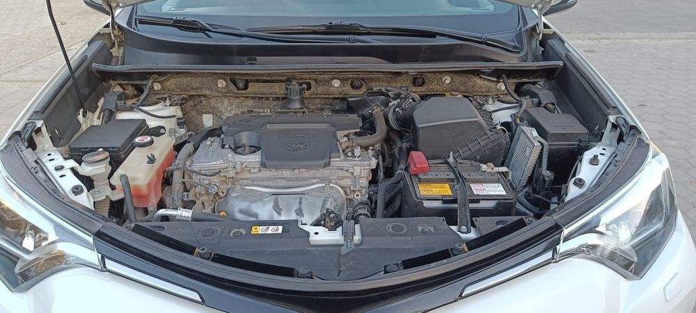 ToyotaRAV4 автомат2.5 Европеец