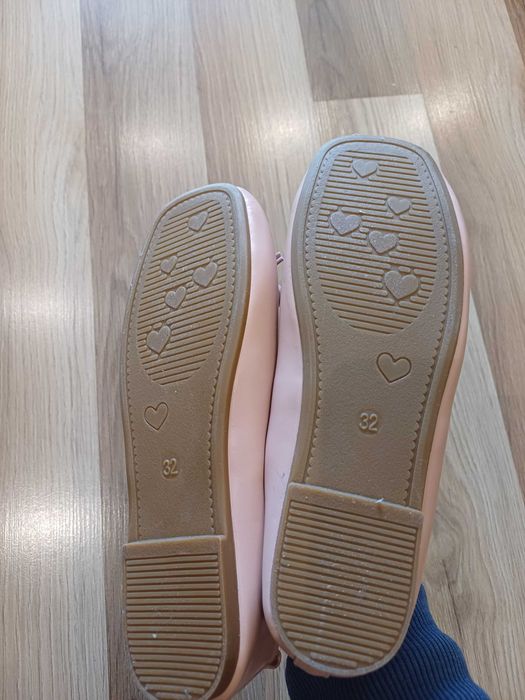 Нежни балеринки в прасковен цвят