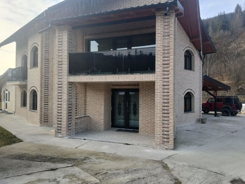 Executàm lucrări din cărămidă aparentă.Cu experenta de peste 20de ani