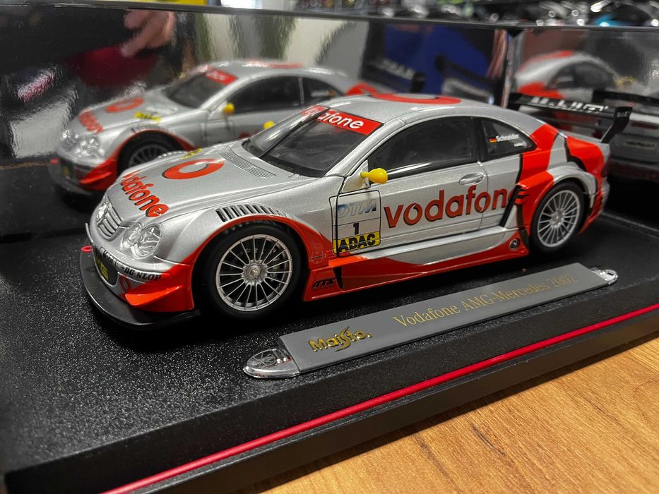 Колекционерки модел метална количка MAISTO MERCEDES CLK DTM 2002г