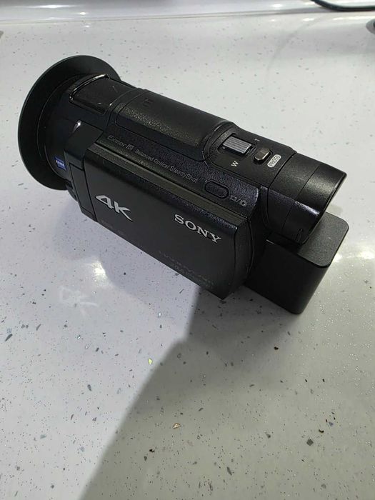 Sony FDR-AX33 4K – Професионална видеокамера с BOSS стабилизация