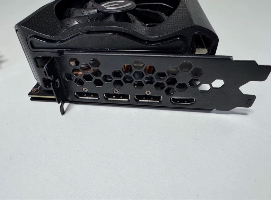 EVGA GeForce RTX 3070 ftw3 ultra 8GB