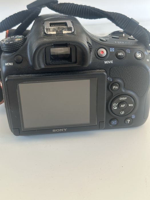Фотоапарат Sony  Alpha  A5B с два обектива