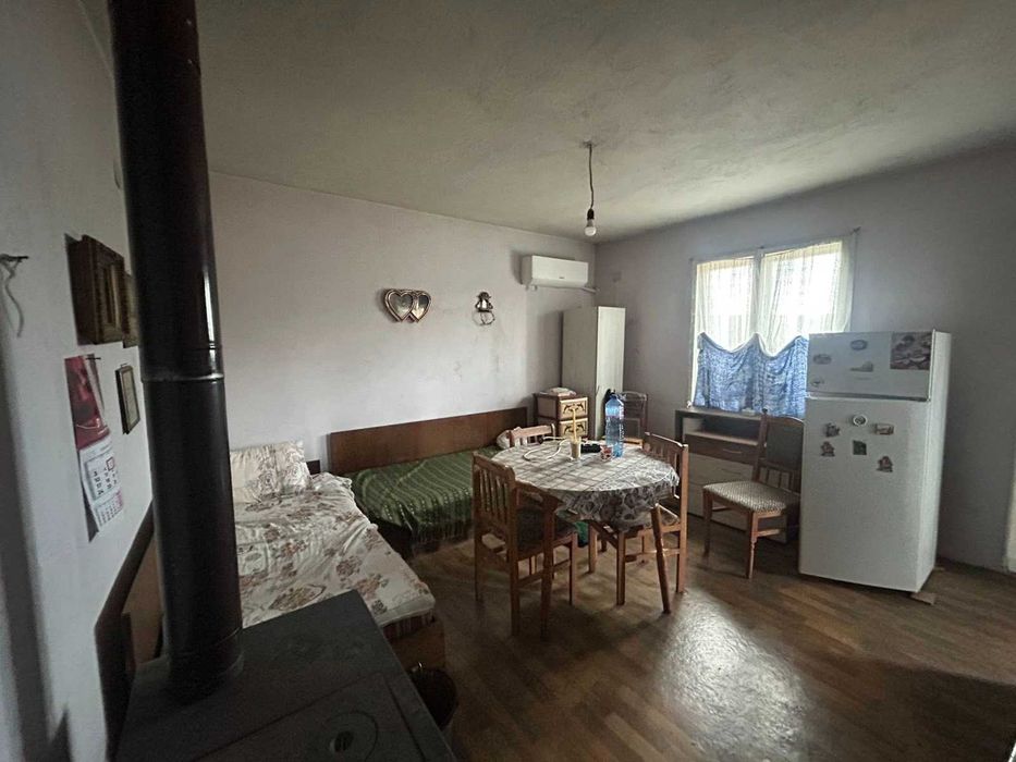 Продава се Къща в с. Кардам, Област Търговище - 80 кв.м за 223 €/кв.м - Снимка #2