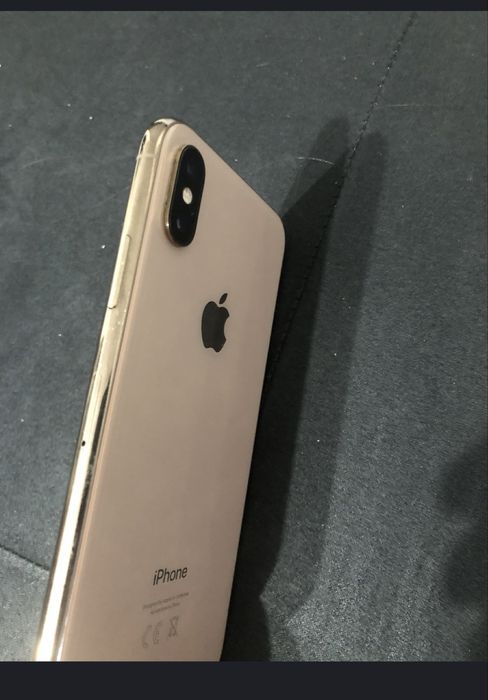 Iphone xs  gold functionabil