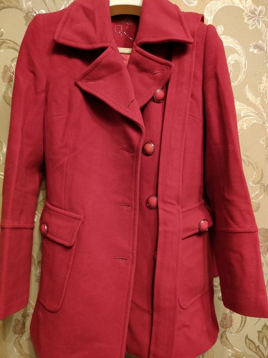 Продам кашемированное пальто .