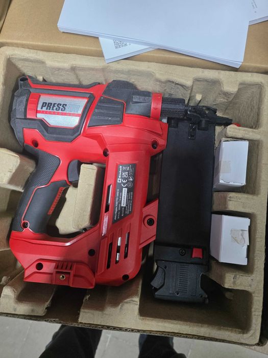 Pistol pentru cuie profesional Einhell Professional FIXETTO