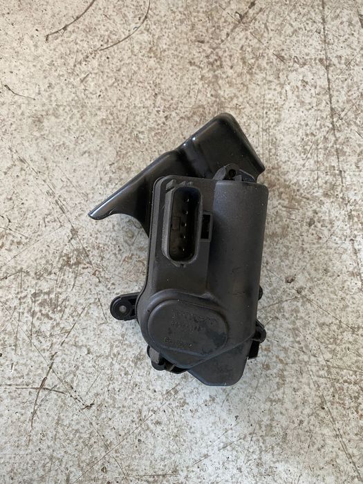Motoras SWIRL Volvo S60 S80 V70 XC70 XC90 XC60 30756100 30756099