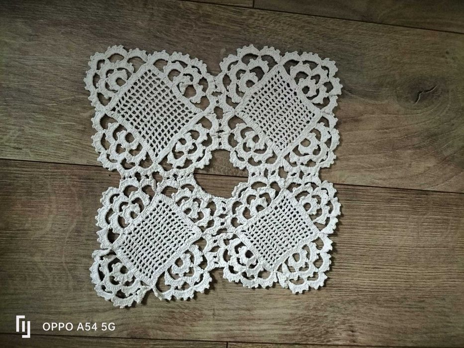 Macrame lucrat impecabil, diverse marimi