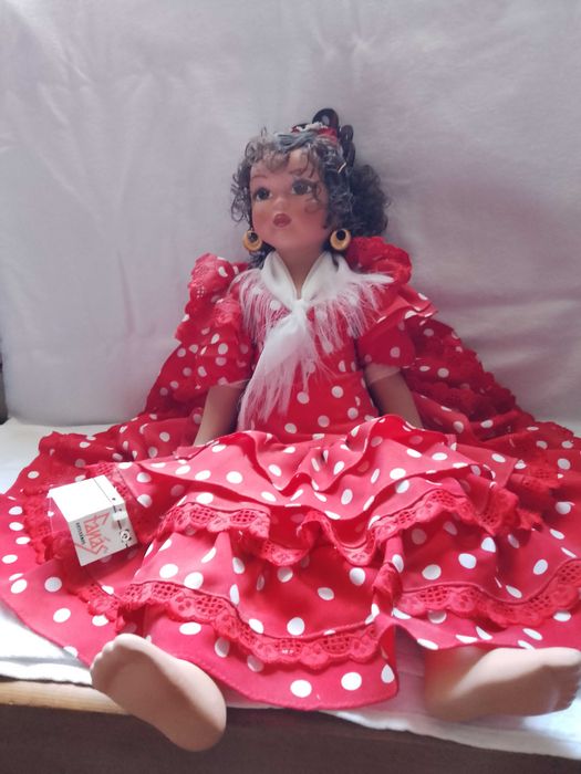 Колекционерска испанска кукла Alezanos