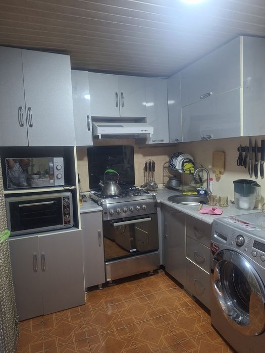 Мебель для кухни срочна продаётся б/у