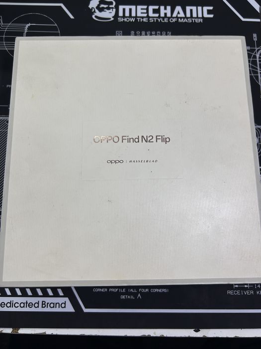 Oppo find N2 Flip
