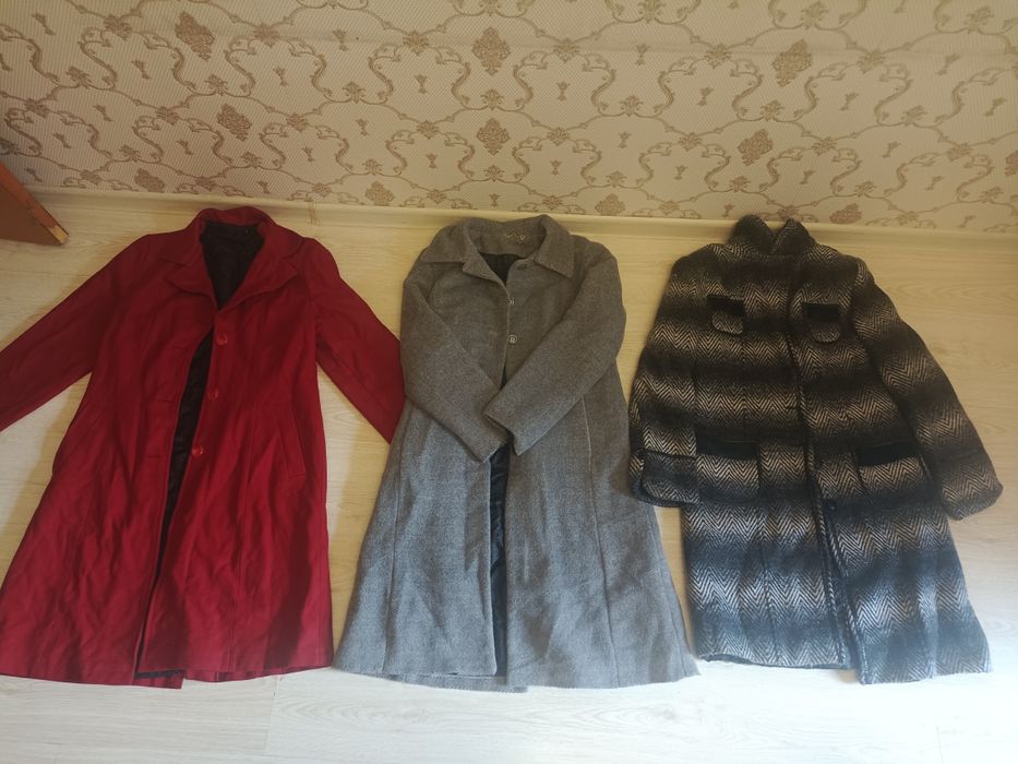 Продам теплое  пальто за 2000