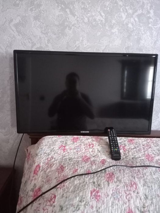 Продам телевизор