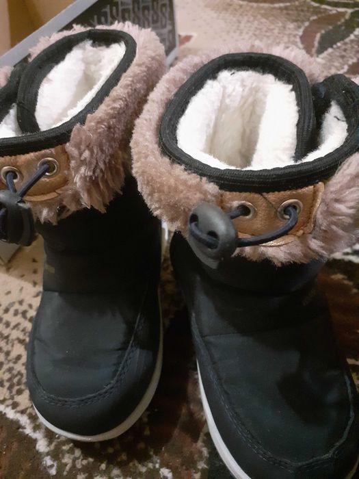 Маратонки и ботуши