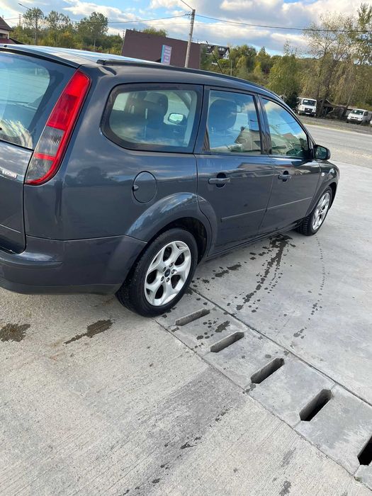 vand ford focus 2 2008