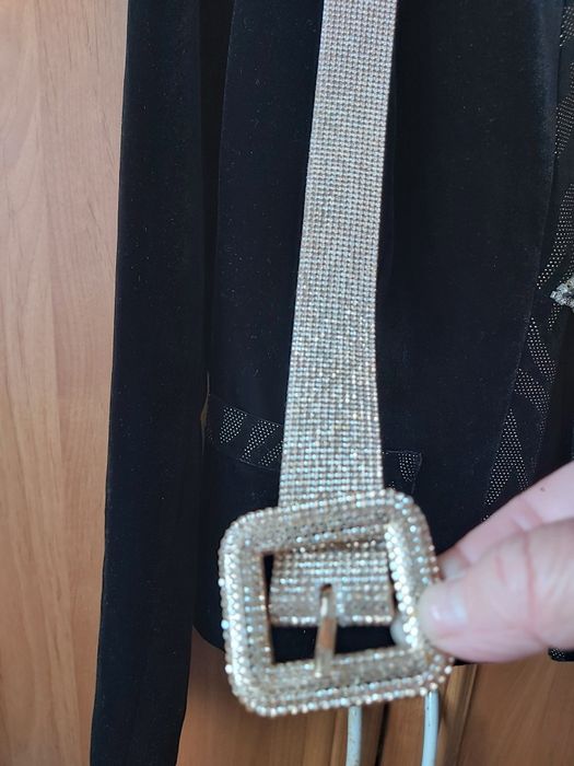 Sacou damă elegant din catifea .